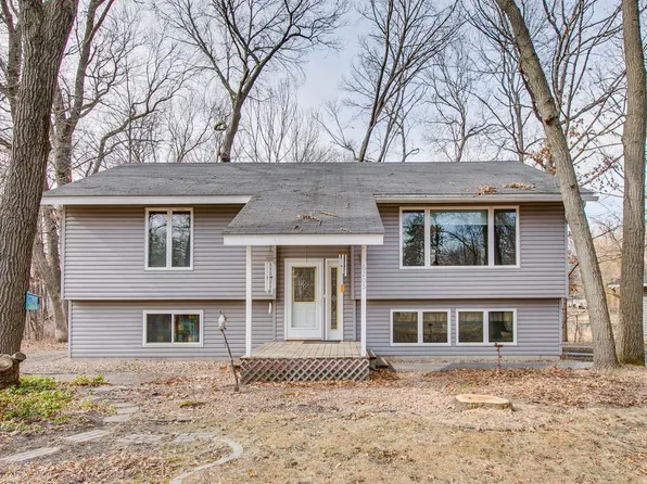 6205 Red Maple Ln, Lino Lakes, MN 55014