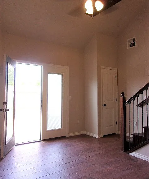 Creekside Condos/Townhomes — Photo 15