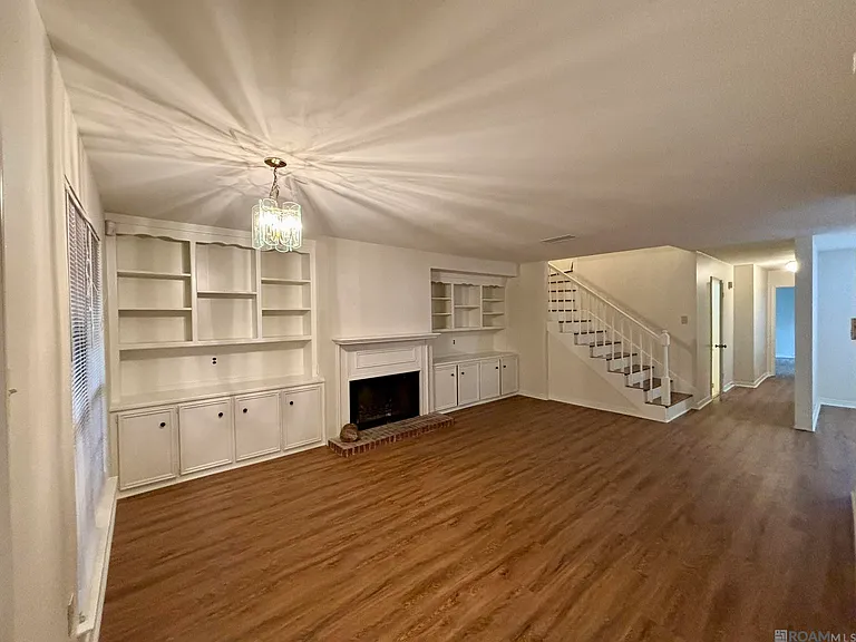5416 Heatherstone Dr — Photo 1