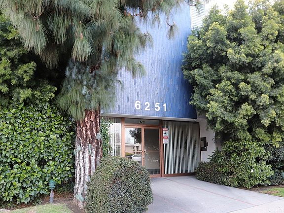 3rd image of 6251 Coldwater Canyon Ave Unit 209