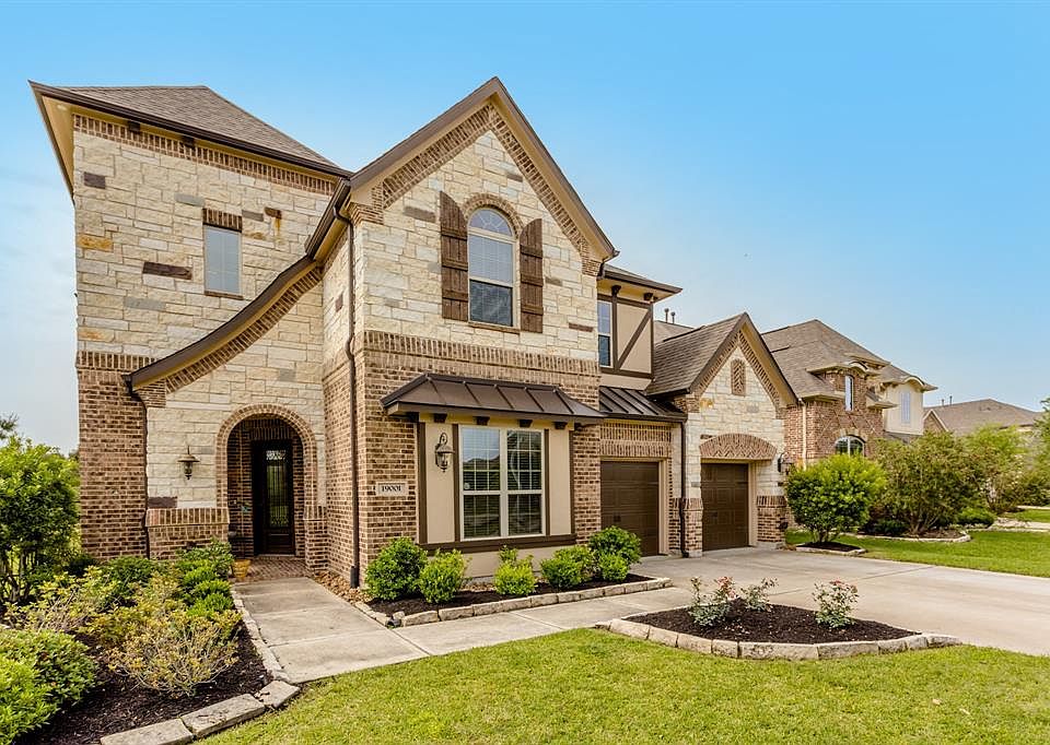 Welcome Home to 19001 Cove Forest, Cypress TX 77433