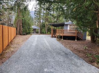 6296 Oak Ct, Maple Falls, WA