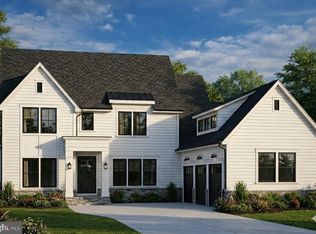 1565 Forest Villa Ln, Mc Lean, VA 22101