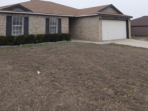 2nd image of 2412 Thoroughbred Dr