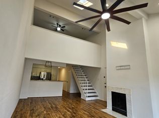 2425 Holly Hall St APT F91, Houston, TX 77054