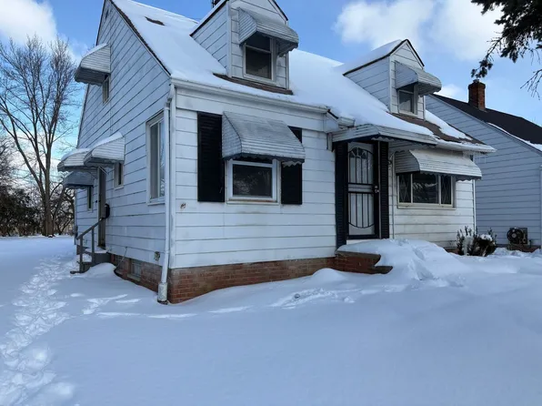 15305 Benhoff Dr, Maple Heights, OH 44137