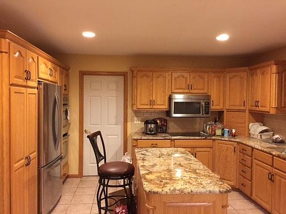 5th image of 3816 Kates Ct