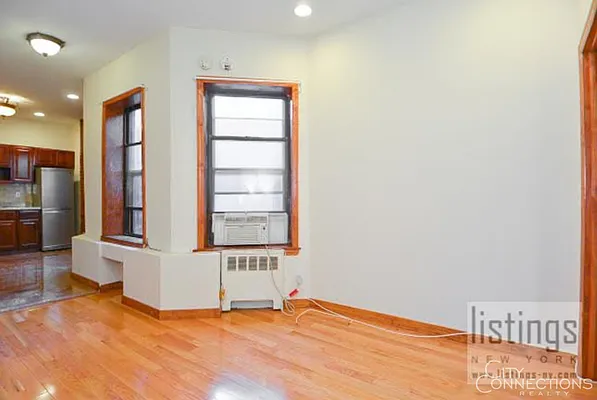 Rented by City Connections Realty | media 78