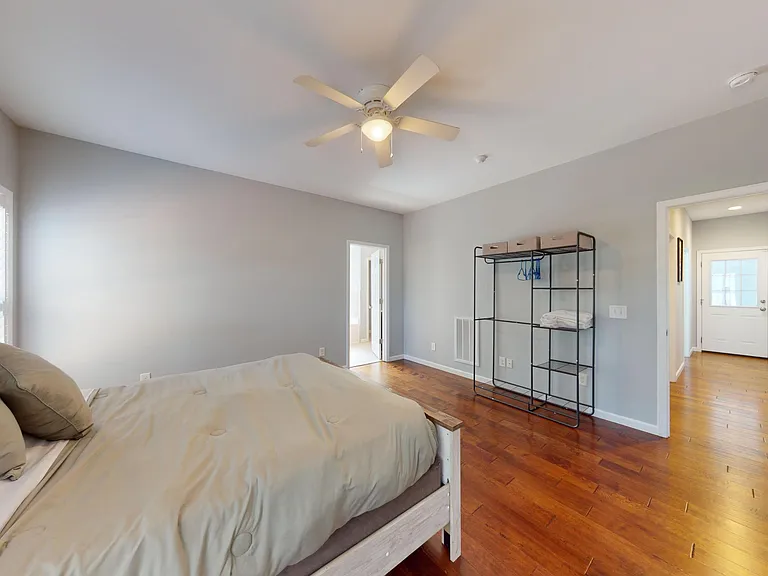 385 Central Dr — Photo 23