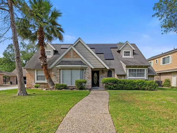 11506 Long Pine Dr, Houston, TX 77077