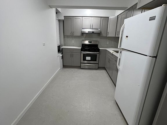 3rd image of 137-10 Franklin Ave #309