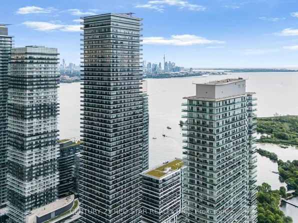 65 Annie Craig Dr #316, Toronto, ON M8V 0G3