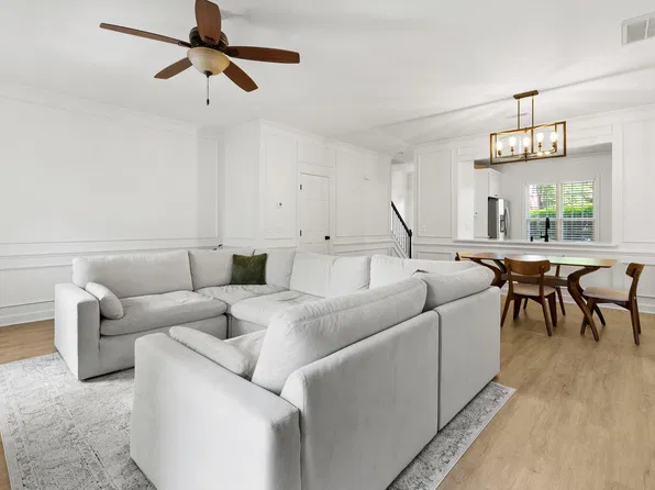 8707 Leeds Forest Ln, Raleigh, NC 27615