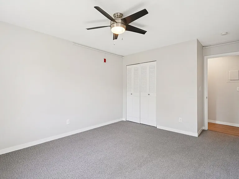 Lydia Rose Apartments — Photo 33