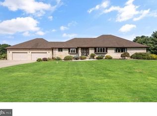 12 Githens Ln, Lumberton, NJ