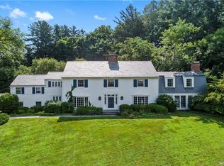 27 Taylor Rd, Mount Kisco, NY 10549