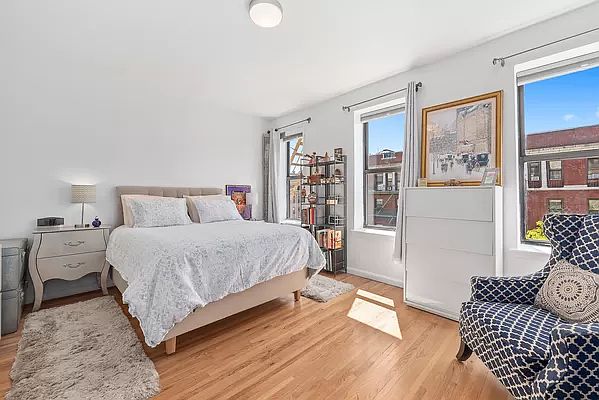 1st image of 571 Academy St APT 4A