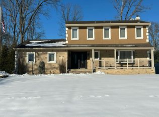 15 Appomattox Dr, Manalapan, NJ 07726