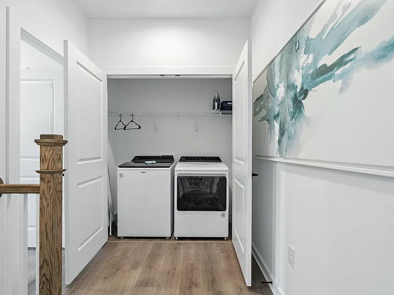 4688 Casablanca Dr — Photo 30