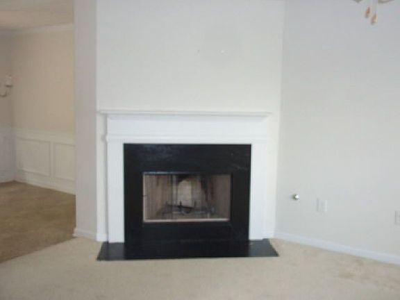 5th image of 708 Davenport Ct