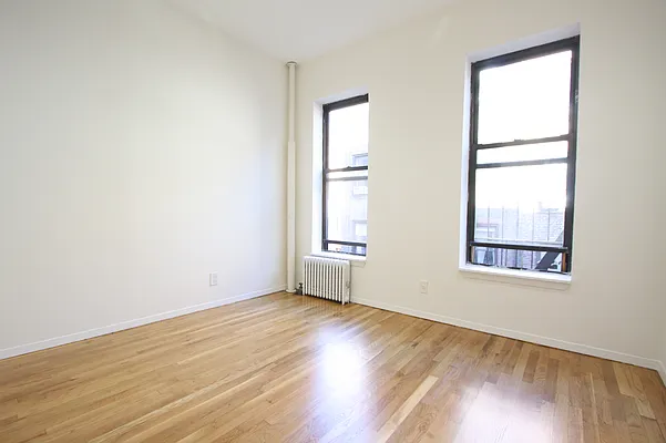 Rented by Compass | media 3