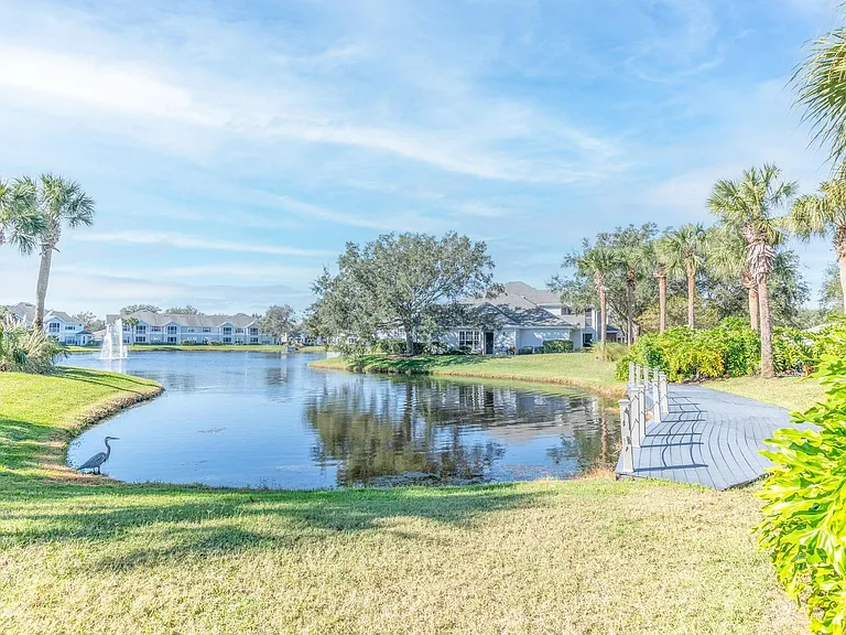 19207 Harbour Vista Cir — Photo 28