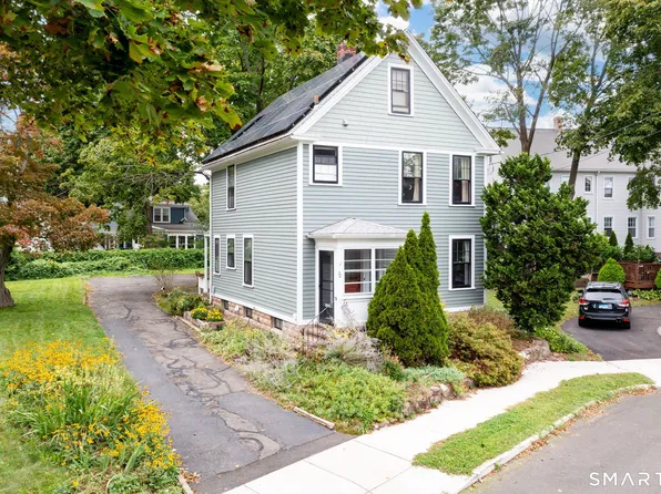 50 Glendale Street, Hamden, CT 06517