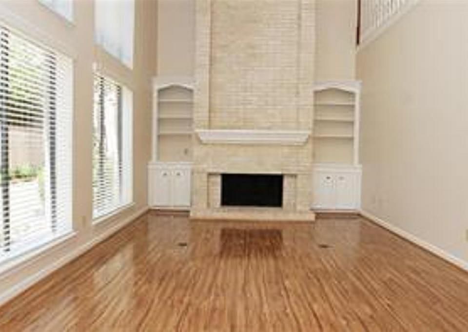 2nd image of 2306 Potomac Dr Unit B