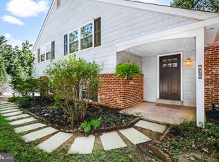 621 Berry Ln, Media, PA 19063