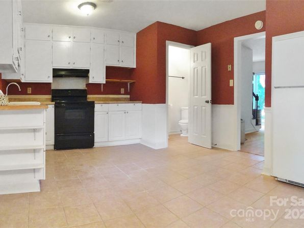 charlotte-north-carolina-6211657 picture