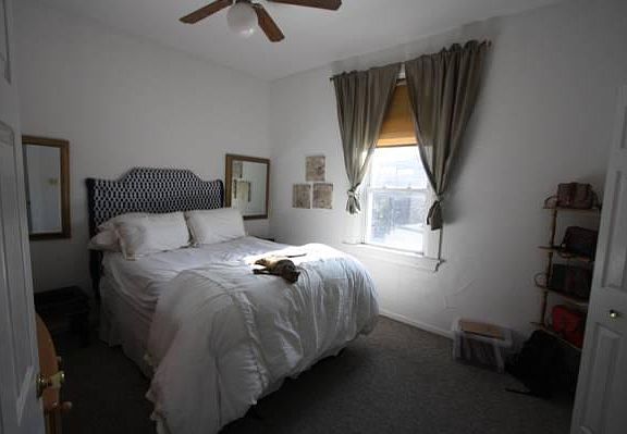 4th image of 1129 N Winchester Ave APT 3Z