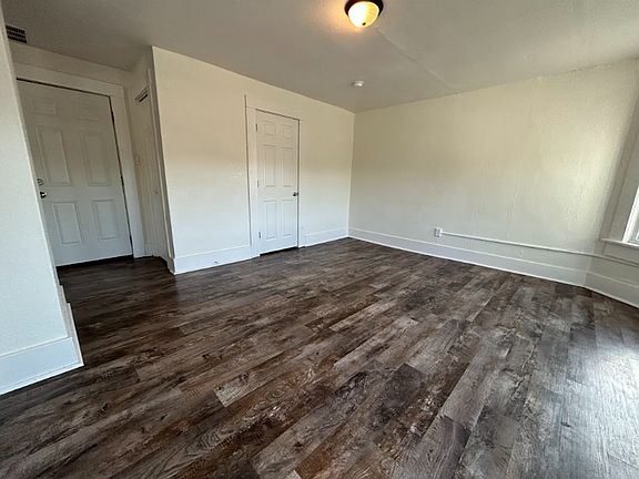 5th image of 108 N Buchanan St APT 7