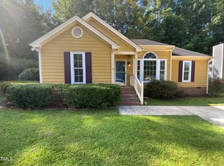 201 W Wyatts Pond Ln, Cary, NC 27513