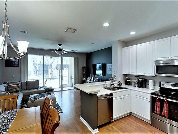Main Floor 1