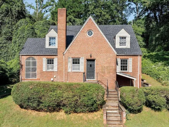 505 Valley Rd, Charlottesville, VA 22903