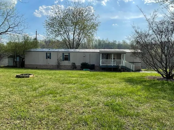 1694 Nemmo Rd, Vinton, VA 24179