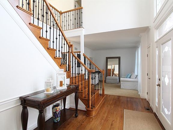 4th image of 6623 Gove Ct