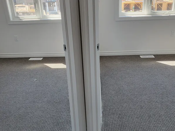 61 Soho St, Hamilton, ON