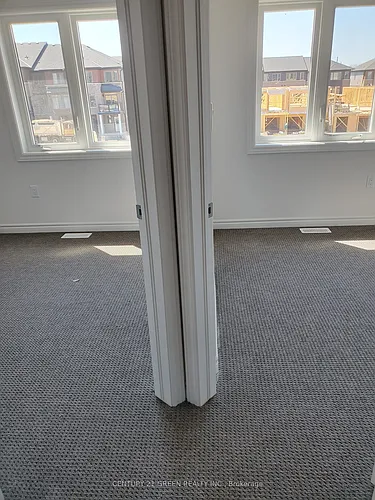 61 Soho St Photo 1