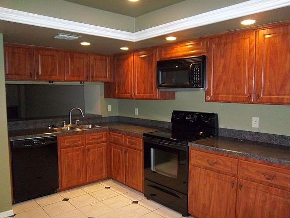4th image of 1055 Kensington Park Dr Unit 504