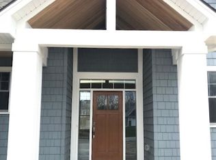 215 Mill Strm, Webster, NY 14580