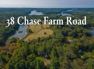 38 Chase Farm Rd, Newcastle, ME 04553