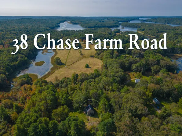 38 Chase Farm Road, Newcastle, ME 04553