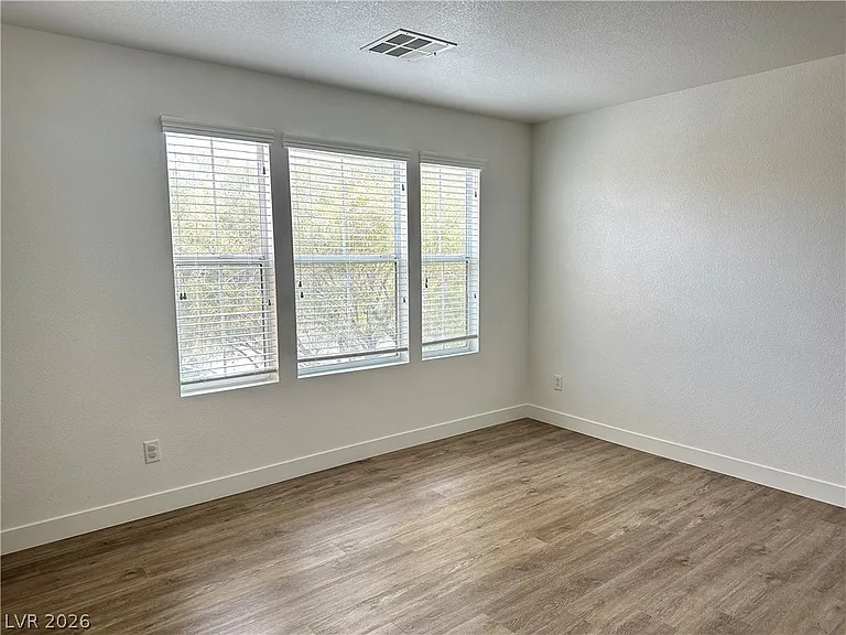 3192 Mist Effect Ave — Photo 17