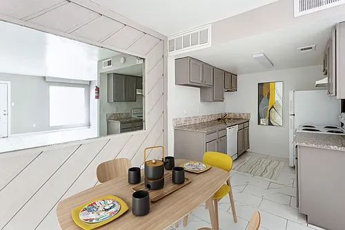 Town Park Apartments Photo 1