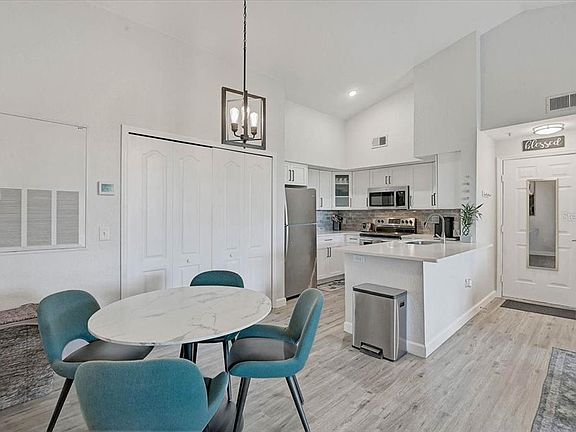 5th image of 4138 CENTRAL SARASOTA PARKWAY #1534