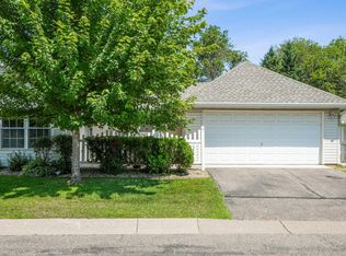 6855 Blackhawk Trl #22, Inver Grove Heights, MN 55077