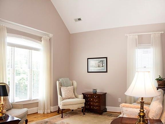 4th image of 6776 Lynrose Ct