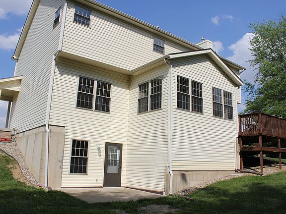5th image of 9326 McCombs Ct