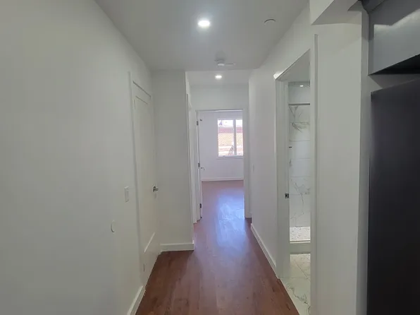 2041 Strauss Street image 17 of 40